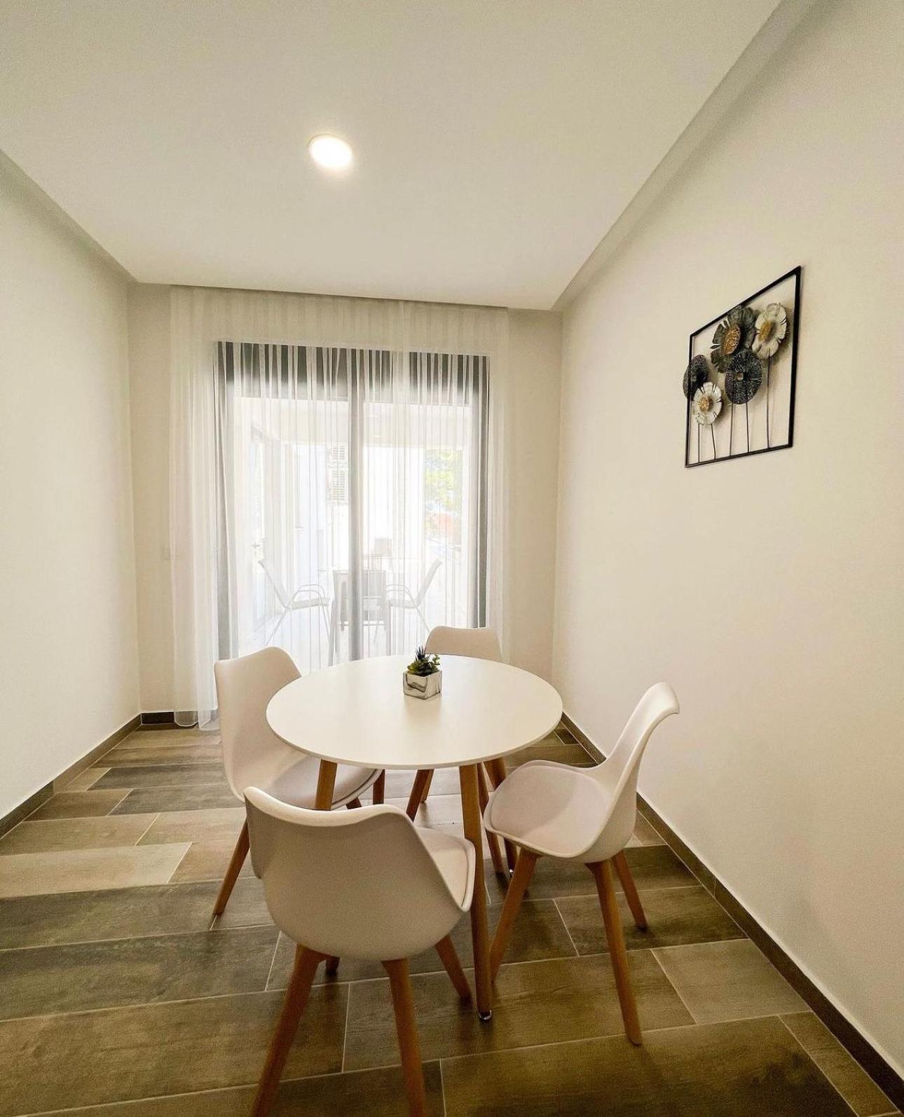 Square Residence 울친 외부 사진